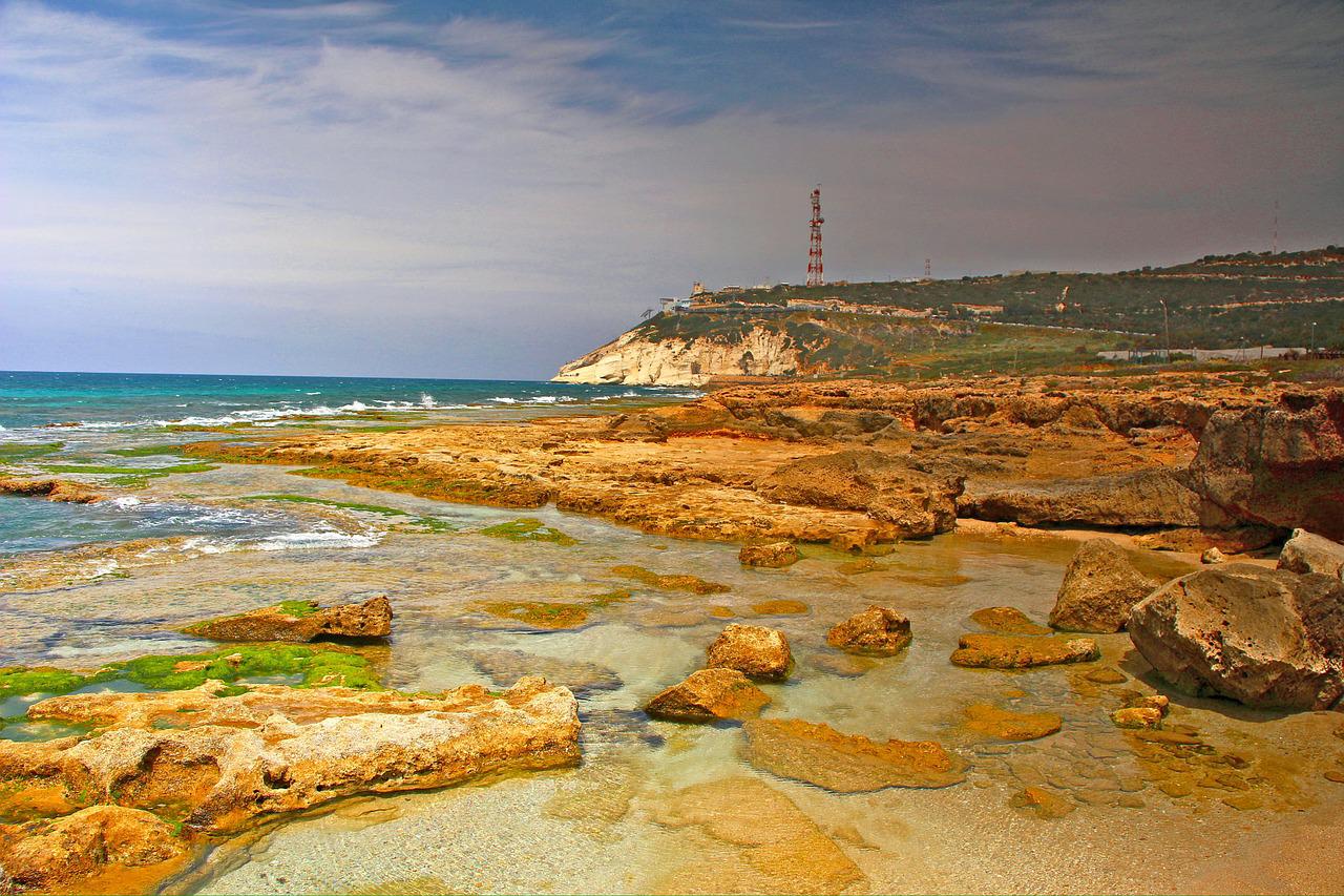 Israel day trips: Rosh Hanikra & Akko - Travel with Penelope & Parker