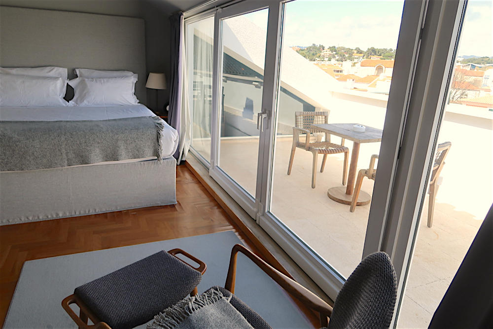 Villa Cascais - a boutique seaside stay - Travel with Penelope & Parker