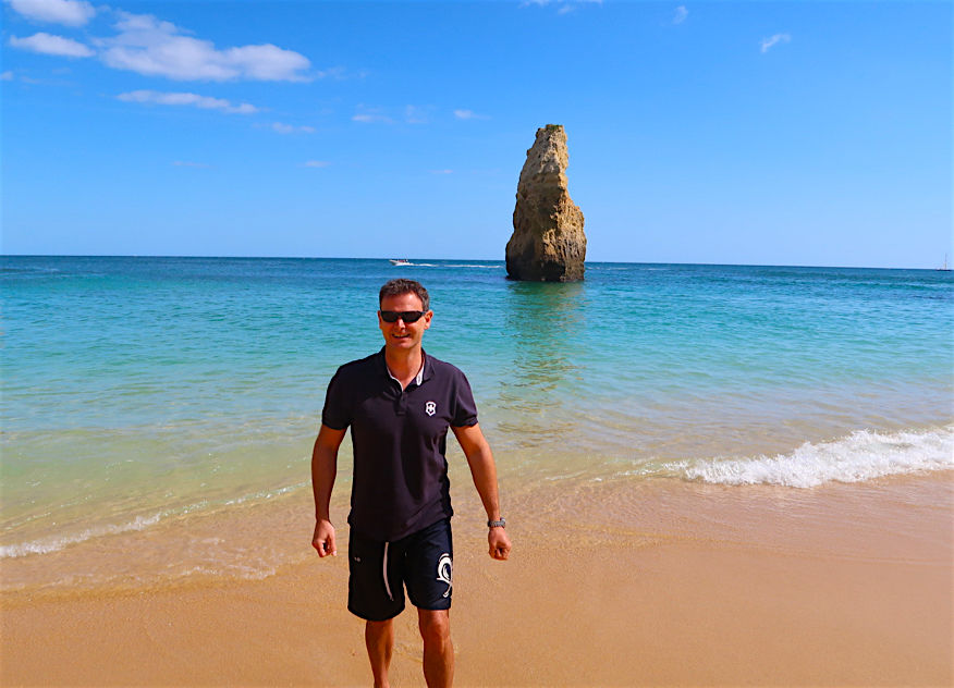 A sleepy week in the Algarve - Travel with Penelope & Parker